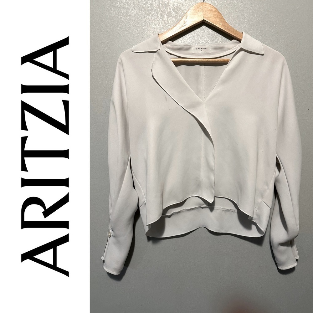 Aritzia Babaton white colored flowy crop top size XS